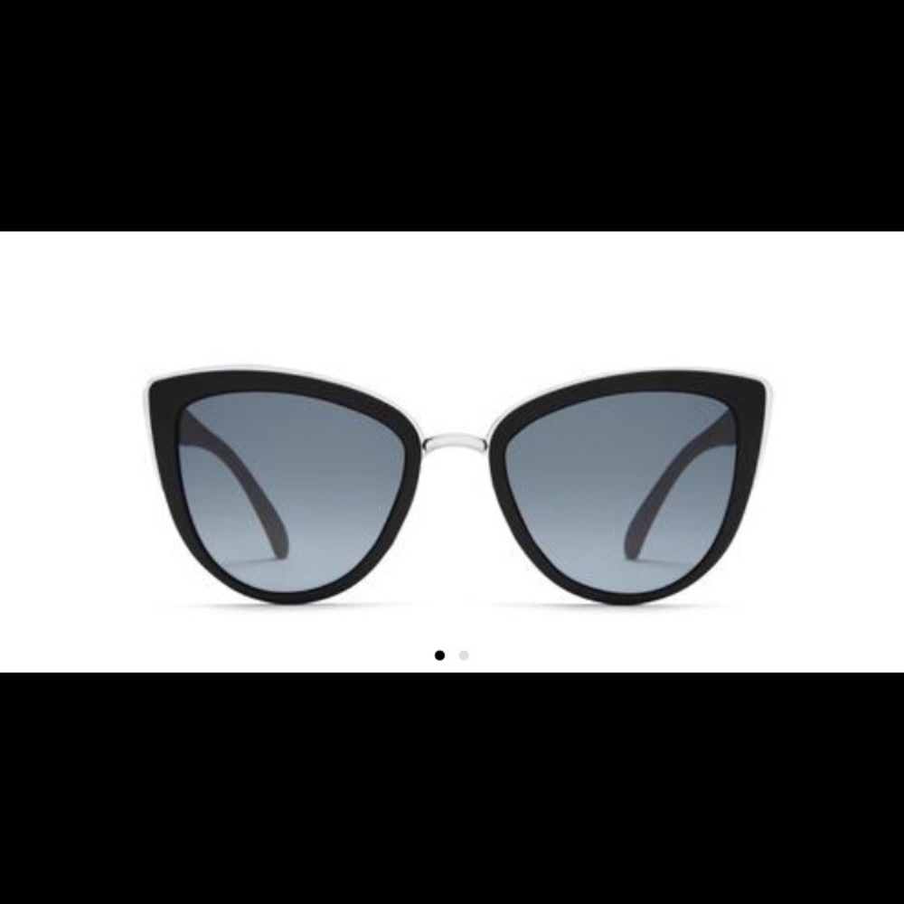 Adorable Quay sunglasses